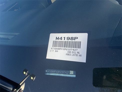 Used 2023 Toyota RAV4 Limited image 39