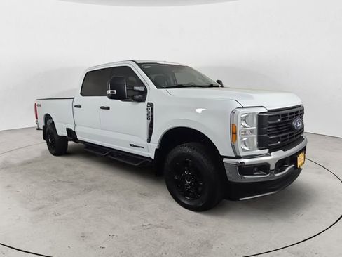 Certified 2023 Ford F350 XL w/ Snow Plow/Camper Package image 7