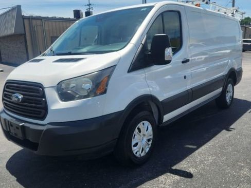 Used 2016 Ford Transit 250 130 Low Roof RWD image 14