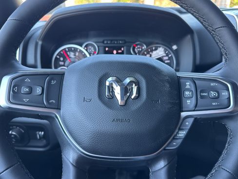 New 2026 RAM 2500 Big Horn AWD/4WD image 22