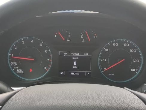 Used 2021 Chevrolet Traverse LT FWD image 31