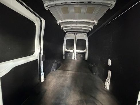 Used 2025 Ford Transit 250 148 High Roof Extended w/ Load Area Protection Package RWD image 18