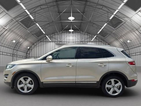 Used 2017 Lincoln MKC Premiere FWD image 8