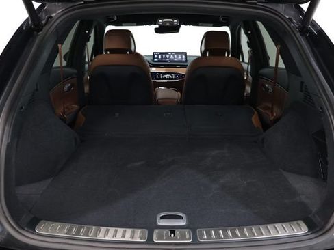 Used 2024 Genesis GV70 2.5T w/ Advanced Package AWD/4WD image 36