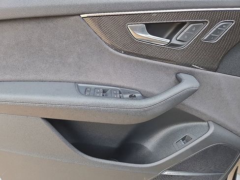 Used 2023 Audi SQ8 Premium Plus image 21