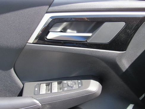 New 2026 Mitsubishi Outlander ES FWD image 20
