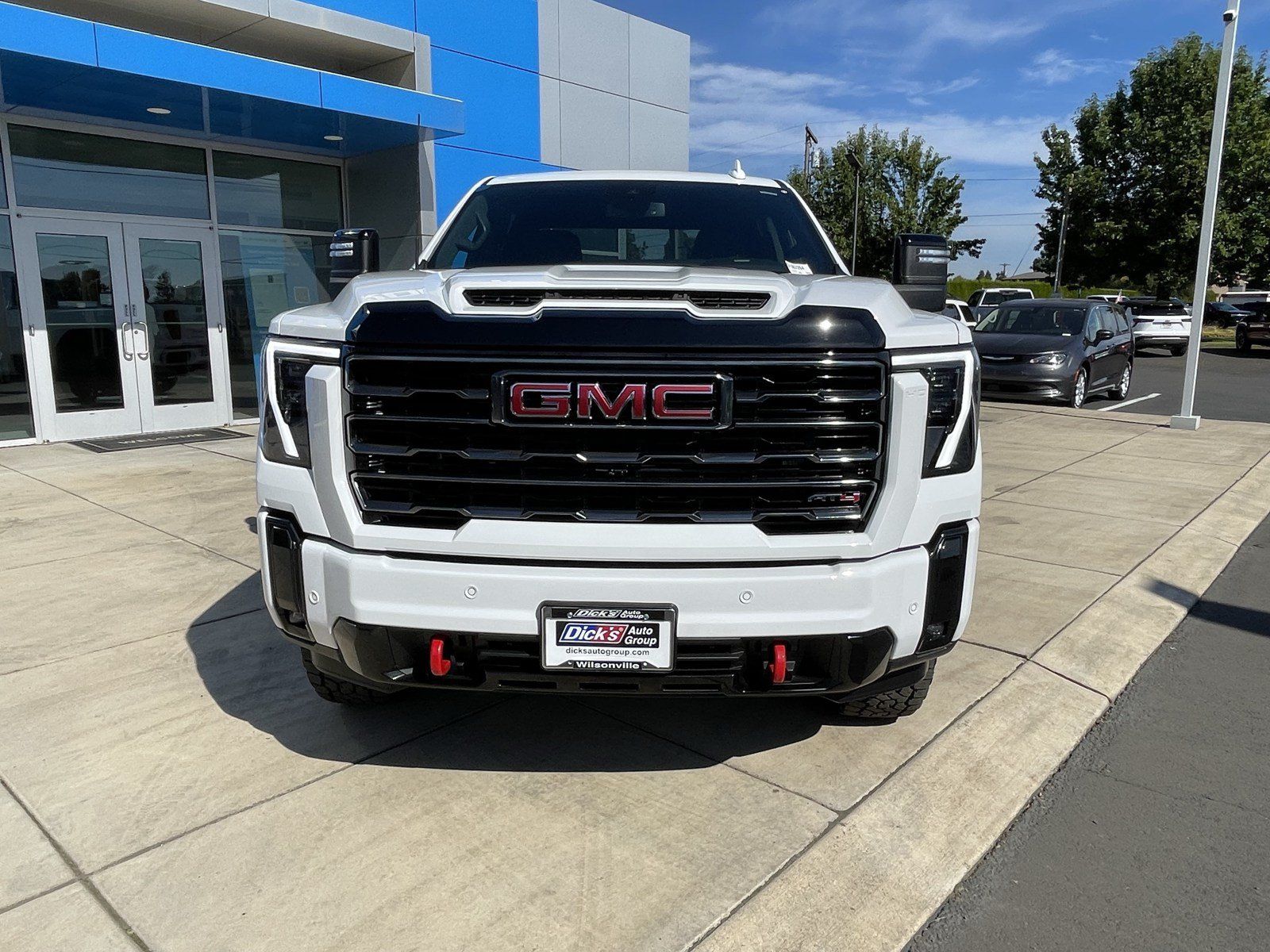 Used 2025 GMC Sierra 2500 AT4 AWD/4WD image 8