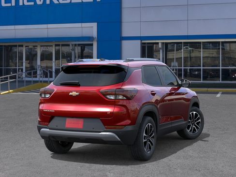 New 2026 Chevrolet TrailBlazer LT FWD image 4