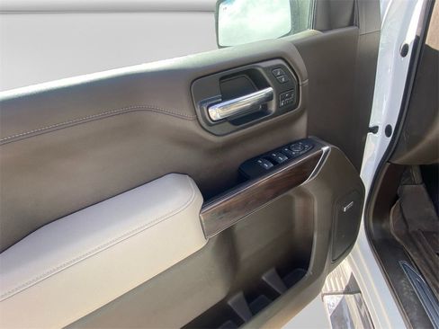Used 2020 GMC Sierra 1500 SLT image 14