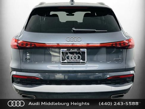 Certified 2025 Audi Q5 Premium Plus w/ Premium Plus AWD/4WD image 7