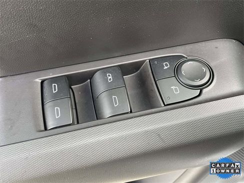 Used 2024 GMC Canyon Elevation w/ Convenience Package image 18