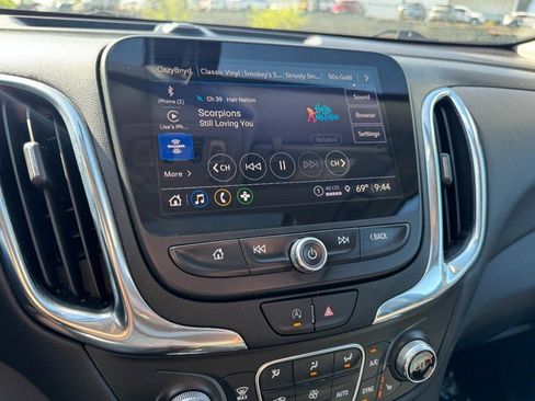 Used 2023 Chevrolet Equinox LT FWD image 20