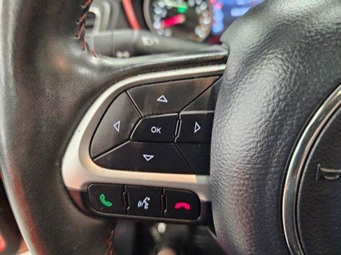 Used 2018 Jeep Compass Trailhawk w/ Navigation Group AWD/4WD image 11