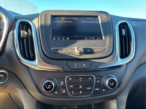 Certified 2024 Chevrolet Equinox LT AWD/4WD image 14