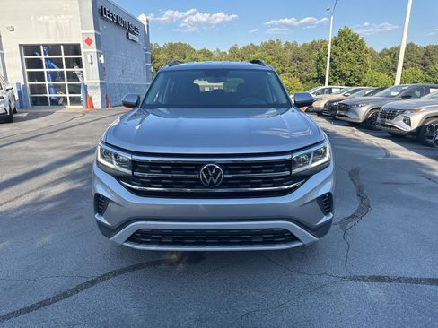 Used 2023 Volkswagen Atlas SE AWD/4WD image 2