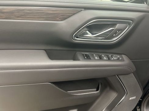 Used 2023 Chevrolet Tahoe LT w/ Luxury Package AWD/4WD image 22