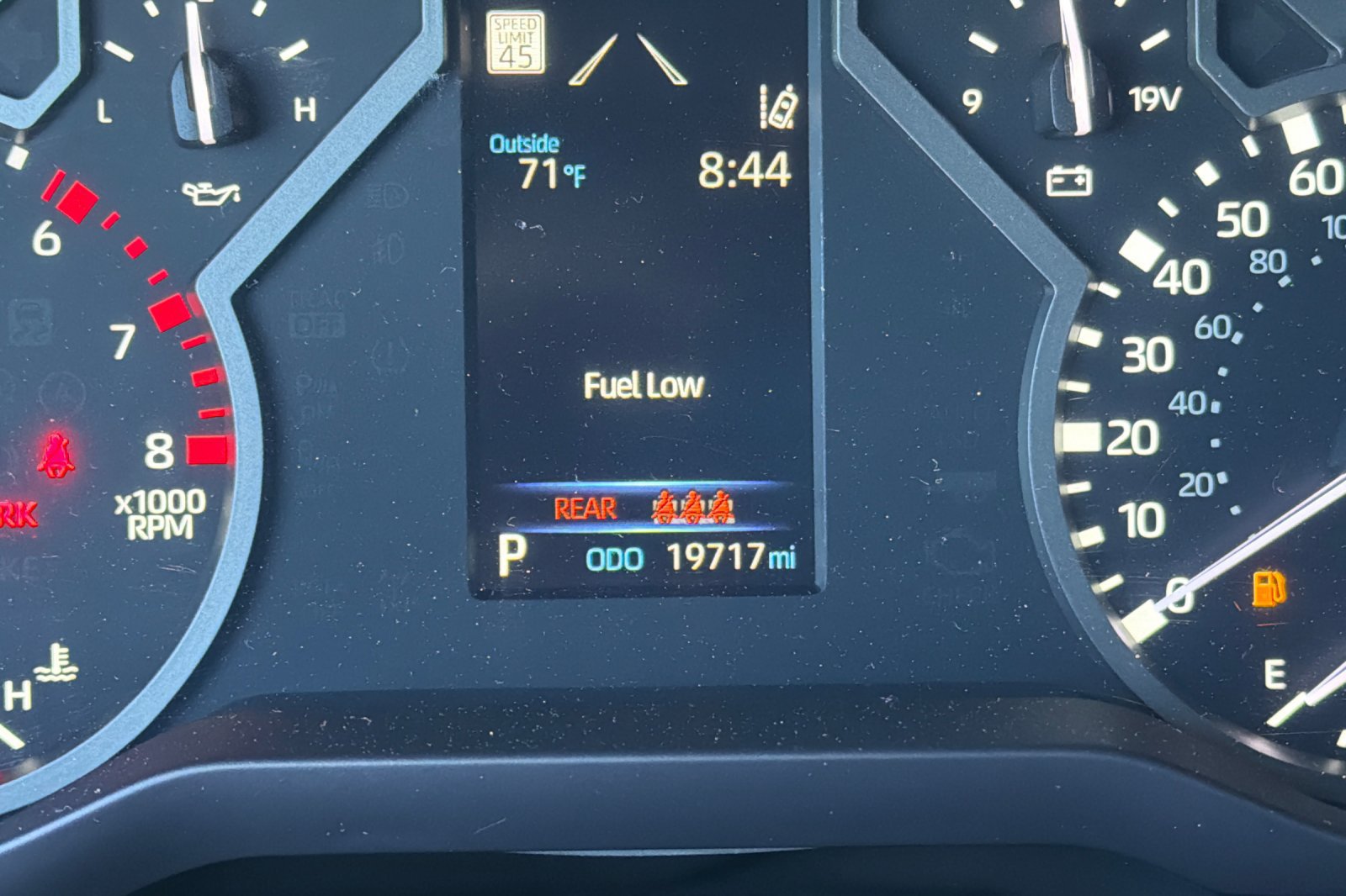 Used 2024 Toyota Tundra SR5 w/ SR5 Convenience Package AWD/4WD image 25