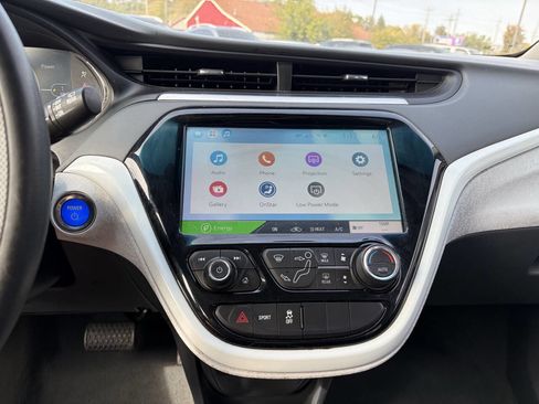 Used 2020 Chevrolet Bolt LT image 24