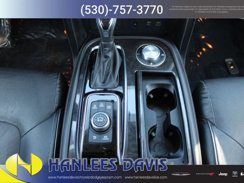 Used 2024 INFINITI QX80 Luxe AWD/4WD image 19