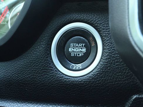 Used 2024 RAM 2500 Big Horn AWD/4WD image 12