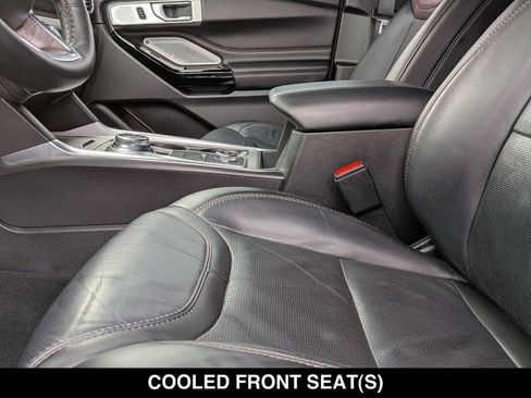 Used 2022 Ford Explorer Platinum w/ Equipment Group 601A AWD/4WD image 20
