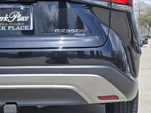 Used 2024 Lexus RX 350 w/ Kick Sensor & Tow Package image 20