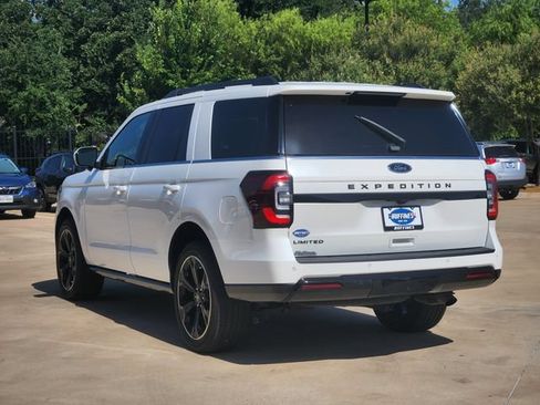 Used 2024 Ford Expedition Limited RWD image 5