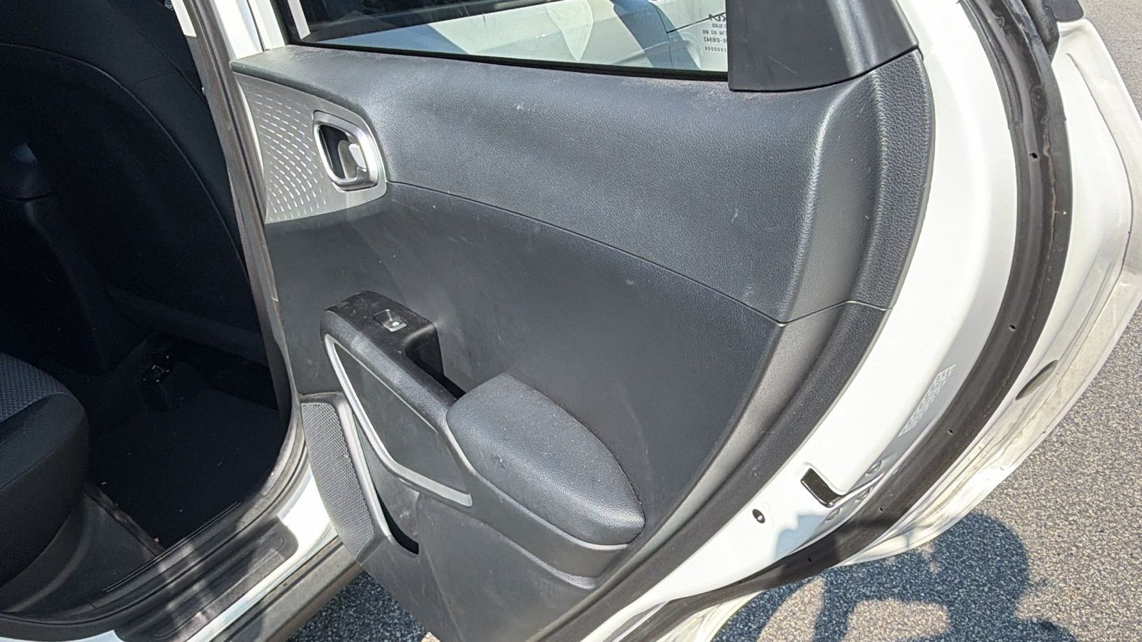 Used 2023 Kia Soul LX w/ LX Technology Package FWD image 20