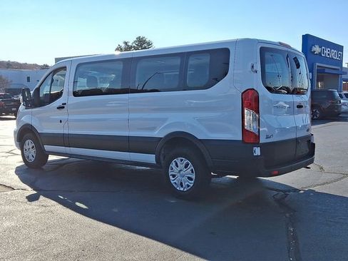 Used 2023 Ford Transit 350 XLT image 4