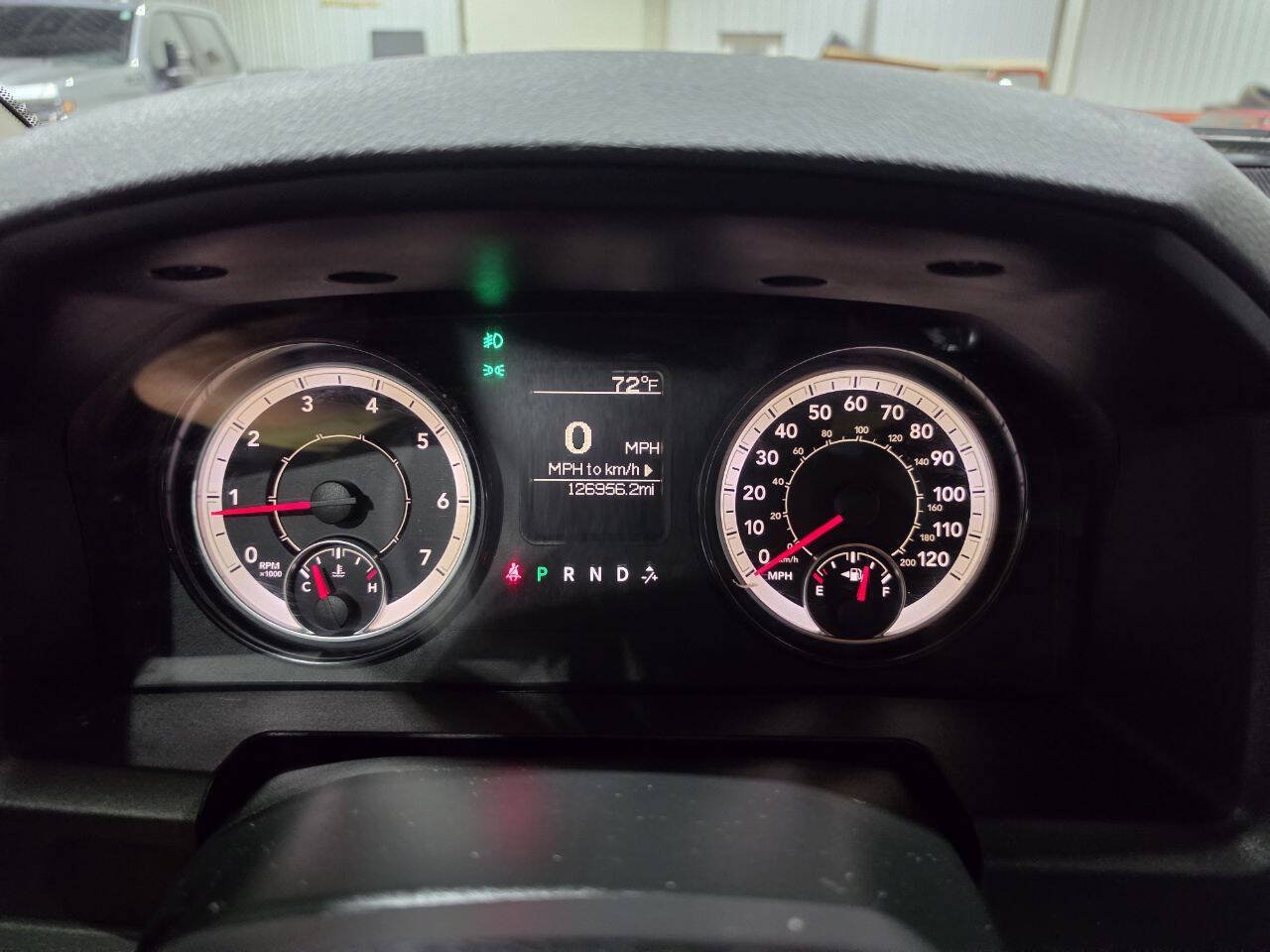 Used 2018 RAM 1500 Express AWD/4WD image 42