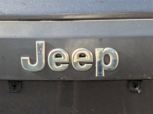 Used 2016 Jeep Patriot High Altitude image 19