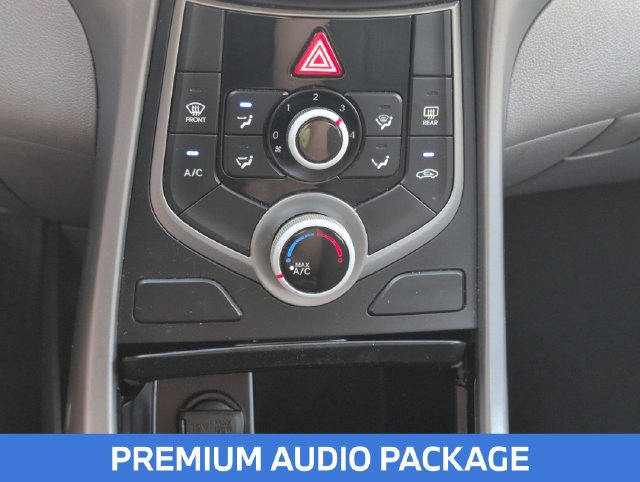 Used 2016 Hyundai Elantra SE w/ Option Group 02 FWD image 18