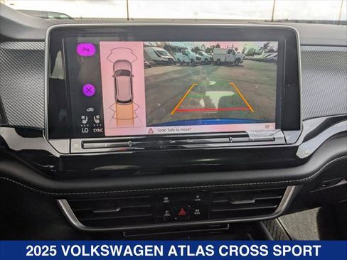 Used 2025 Volkswagen Atlas Cross Sport SEL R-Line image 13