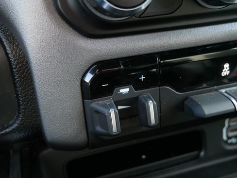 Used 2021 RAM 1500 Big Horn AWD/4WD image 29