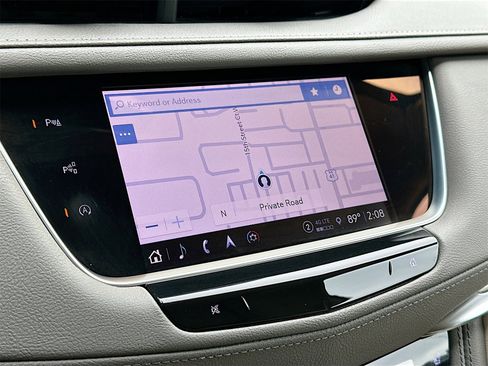 Used 2022 Cadillac XT5 Premium Luxury w/ Technology Package image 13