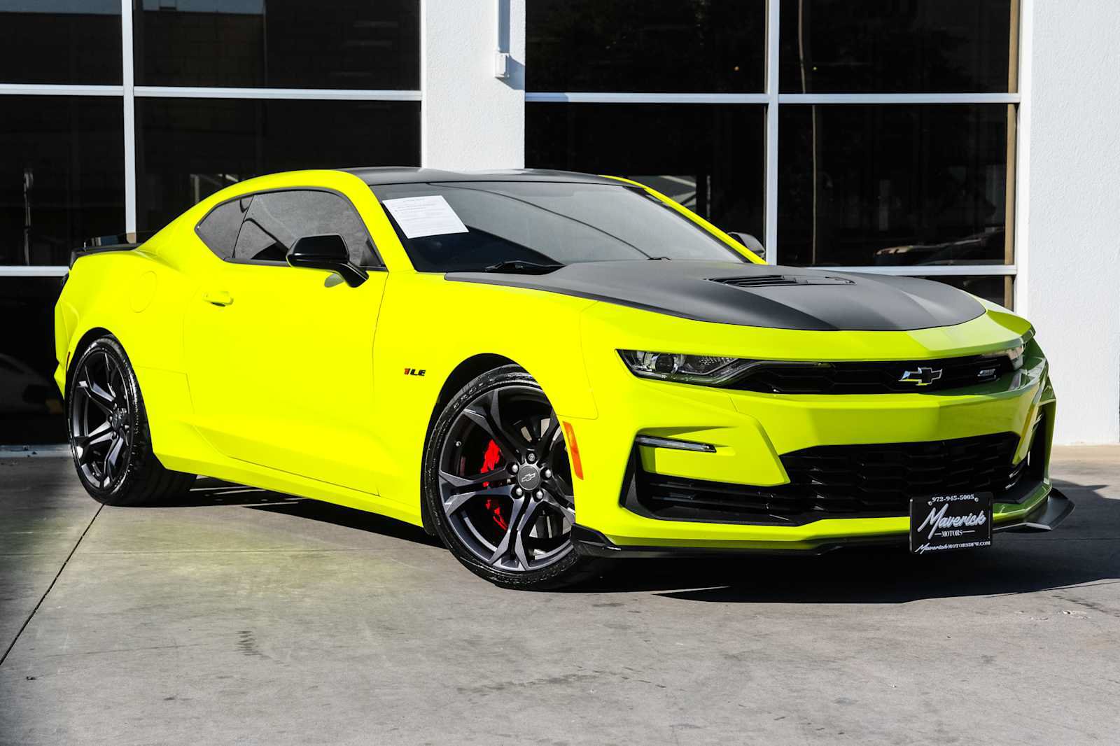 Used 2020 Chevrolet Camaro RWD image 6