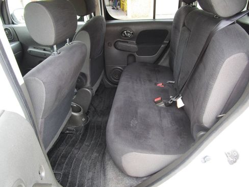 Used 2014 Nissan Cube 1.8 SL w/ SL Preferred Package FWD image 17