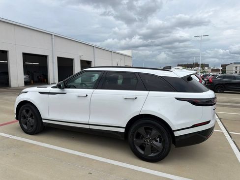 Used 2025 Land Rover Range Rover Velar Dynamic SE AWD/4WD image 2