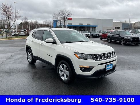 Used 2019 Jeep Compass Latitude w/ Popular Equipment Group image 8