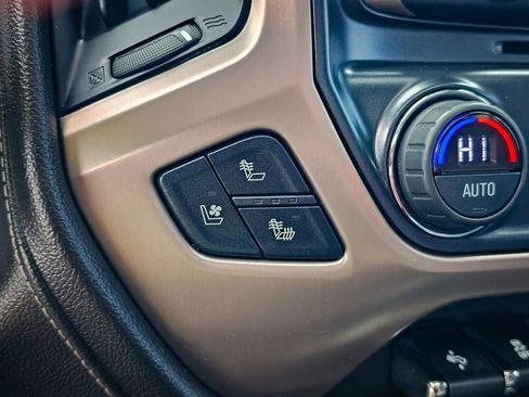 Used 2017 GMC Sierra 3500 Denali w/ Duramax Plus Package image 28