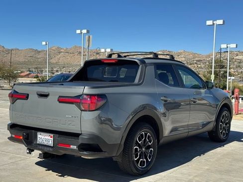 Used 2023 Hyundai Santa Cruz SEL Premium image 6