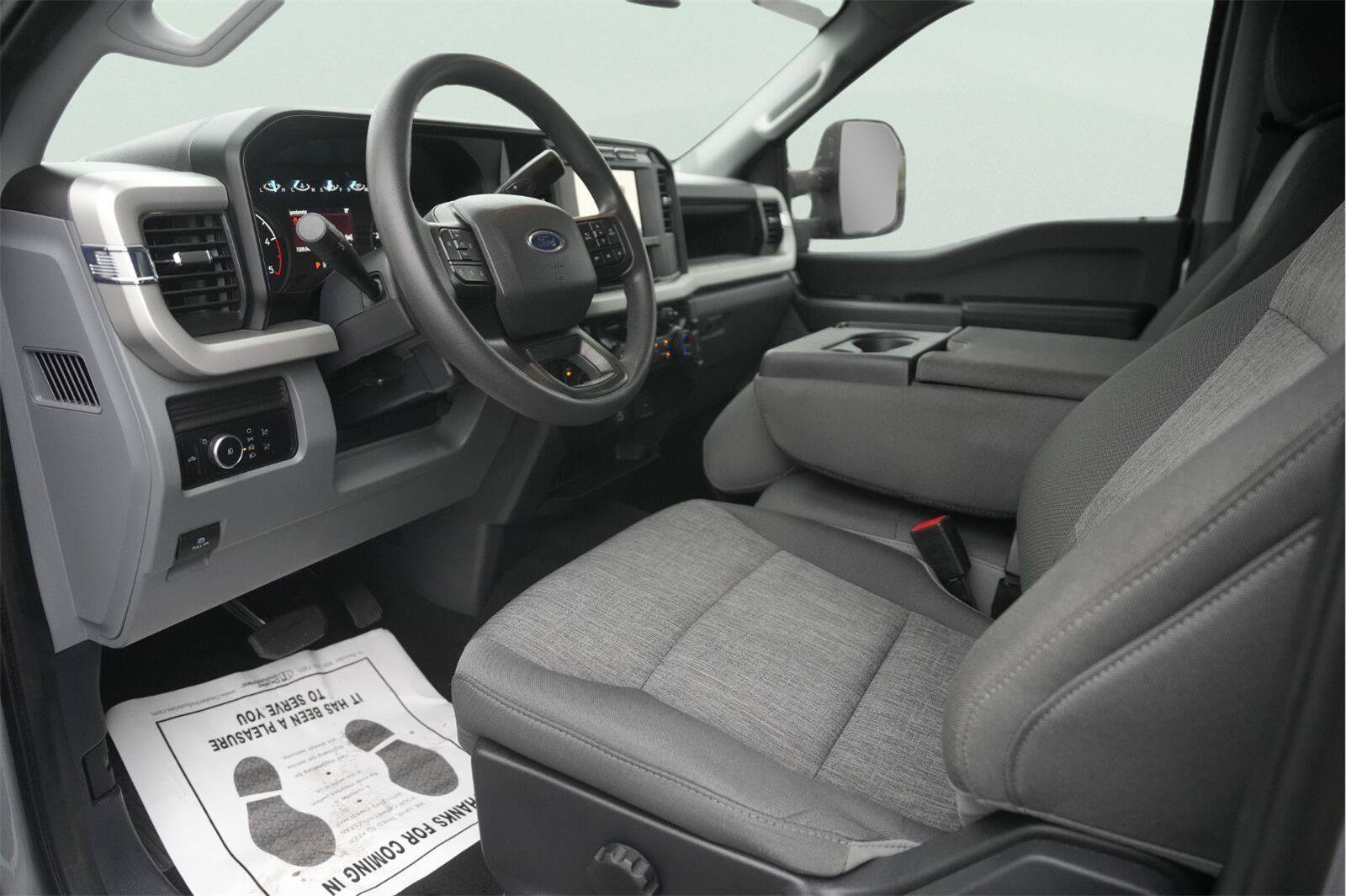 Used 2023 Ford F250 XL w/ STX Appearance Package AWD/4WD image 8
