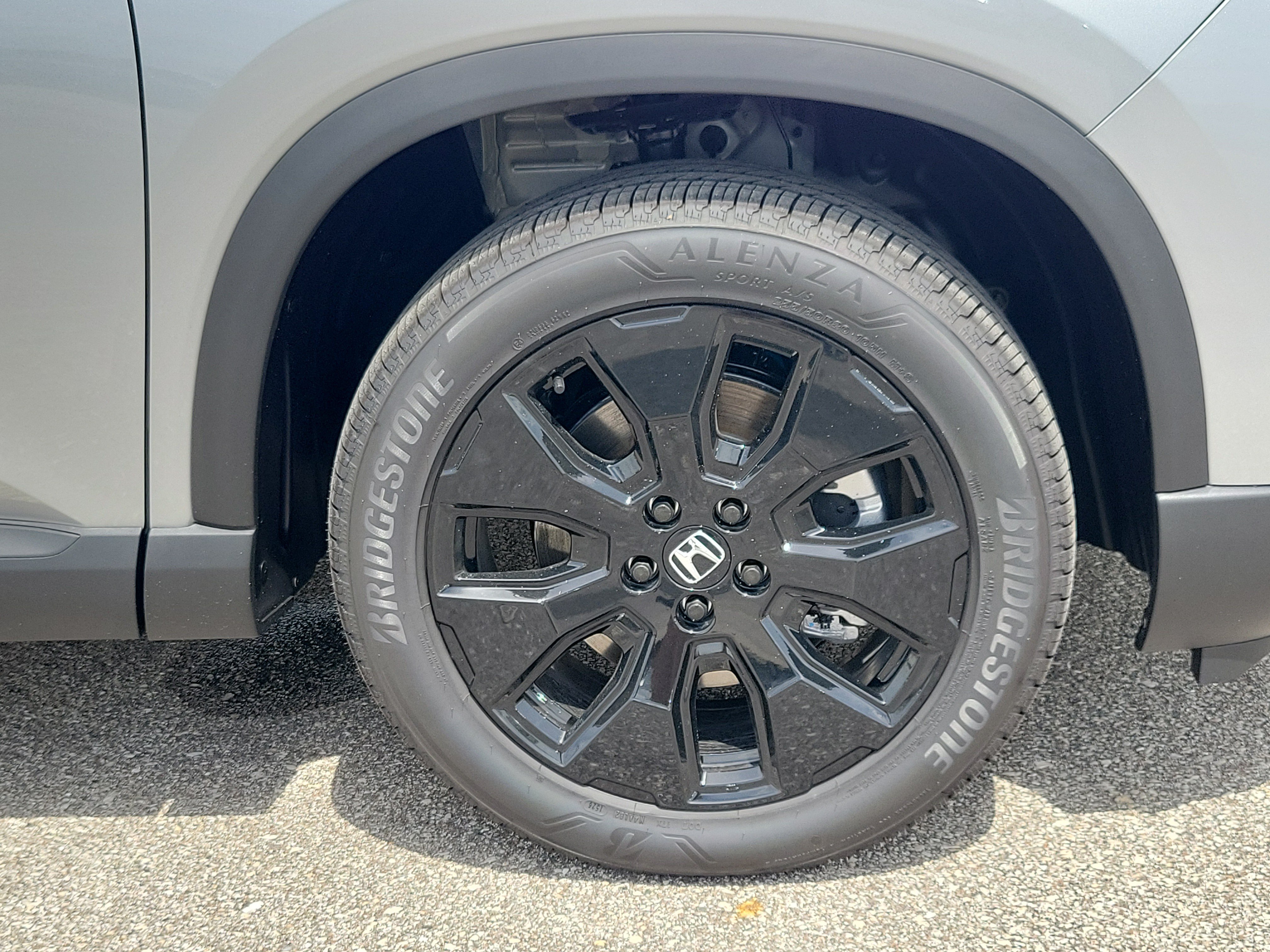 New 2026 Honda Pilot Black Edition image 11