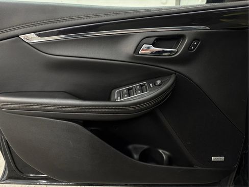 Used 2018 Chevrolet Impala LT w/ LT Entertainment Package FWD image 25