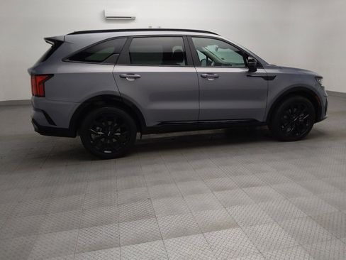 Used 2022 Kia Sorento SX image 10