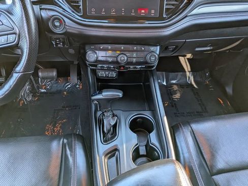 Used 2023 Dodge Durango GT image 16