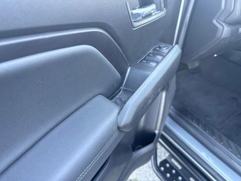 Used 2025 Chevrolet Colorado W/T w/ WT Convenience Package II image 11