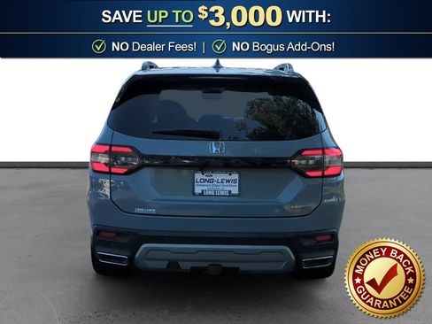 Used 2025 Honda Pilot Touring image 5