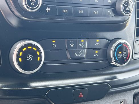 Used 2024 Ford Transit 250 148 Medium Roof image 27