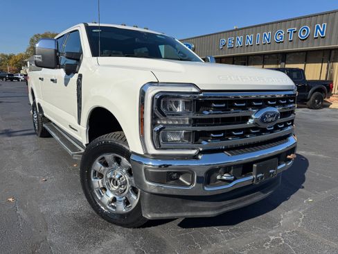Used 2024 Ford F350 Lariat w/ Chrome Package image 1